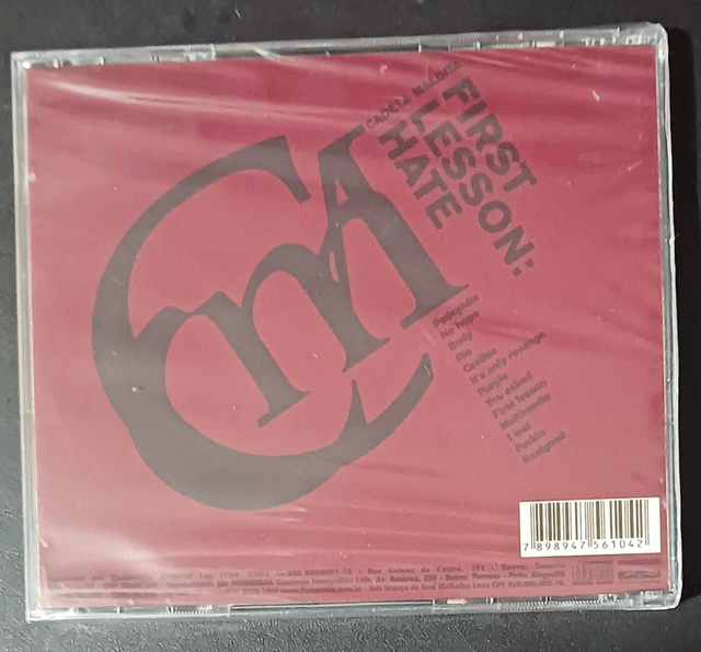 Cadela Maldita – First Lesson: Hate


